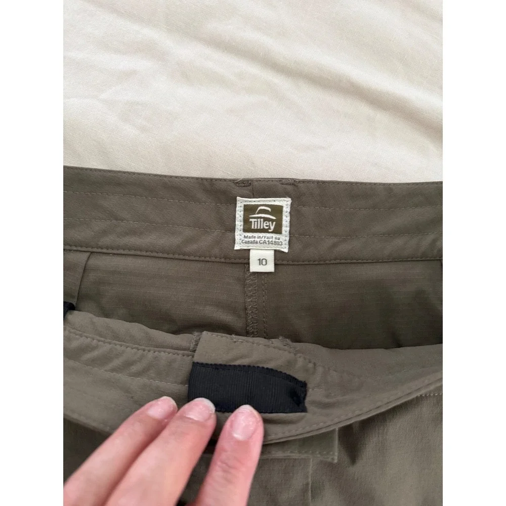 Tilley Endurables Travel Skort Womens 10 Olive Green Ripstop Button Front Hiking